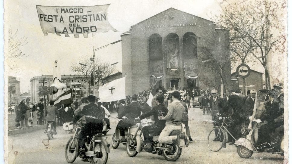 La chiesa di Gesù Divin Lavoratore, inaugurata dal patriarca Roncalli il 1 maggio 1954