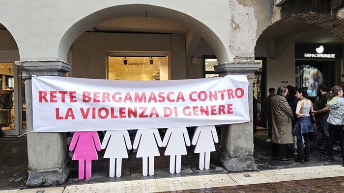 La Rete bergamasca contro la violenza di genere scende in piazza il 25 novembre: “Fermiamo la violenza, insieme”