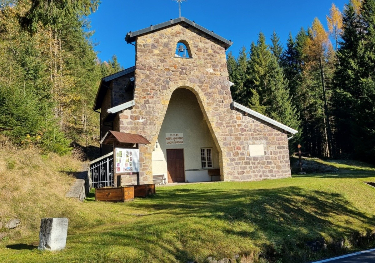 La chiesetta di Santa Barbara ai Fondi