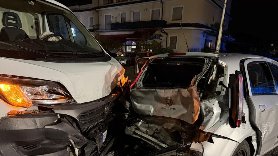 Due dei mezzi coinvolti nell’incidente