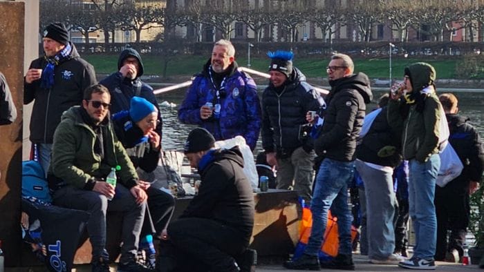 https://storage.ecodibergamo.it/media/photologue/2025/11/26/photos/cache/francoforte-si-tinge-di-nerazzurro-arrivati-i-primi-tifosi-non-e-previsto-il_a405a72c-cac0-11f0-b2e2-19db71bb2f4f_1920_1080_v3_large_16_9.jpeg