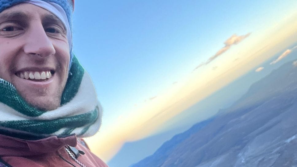 Francesco Fustinoni durante un’escursione sulle Ande in Ecuador, dove si trova per seguire un progetto dei Corpi Civili di Pace