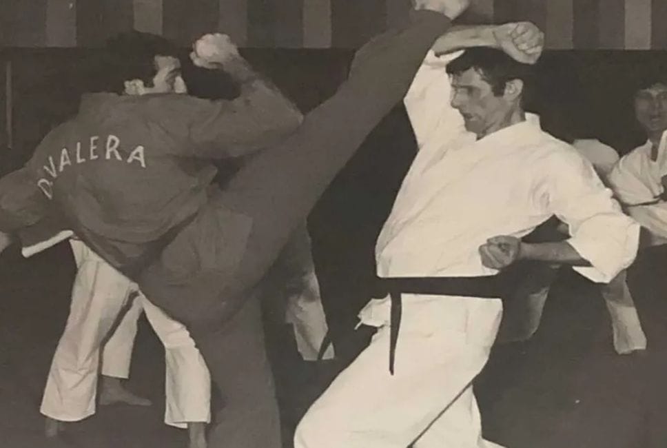 Gamba durante una gara di karate