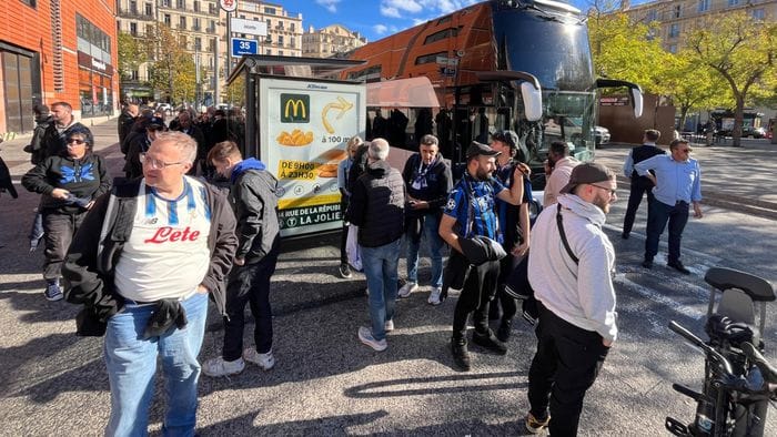 https://storage.ecodibergamo.it/media/photologue/2025/11/5/photos/cache/i-tifosi-nerazzurri-sono-arrivati-a-marsiglia-sale-lattesa-per-la-sfida-di-cha_0799844e-ba5d-11f0-b324-45bec001a27a_1920_1080_v3_large_16_9.jpeg