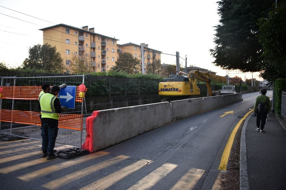 Senso unico in via Rovelli