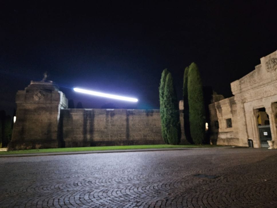 «Shooting Stars» di Antonello Ghezzi