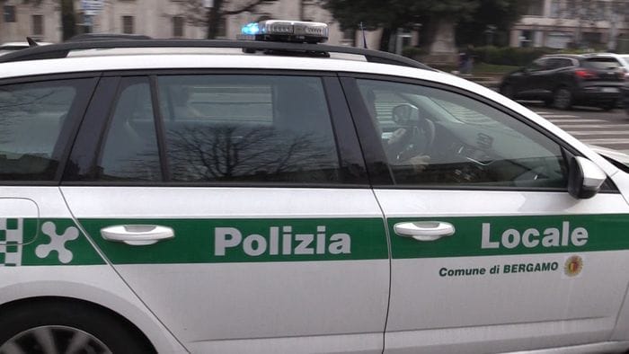 Spaccia cocaina al parco Pertini: preso un 38enne Spaccia cocaina al parco Pertini: preso un 38enne