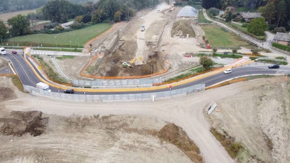 Procedono i lavori della variante di Cisano, ma si attende l’intervento della Snam per scongiurare il rischio ritardi nella consegna dell’opera