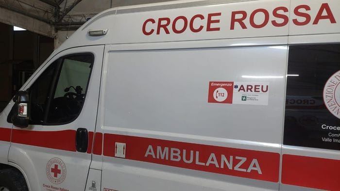 aggredito da tre ragazzi a bergamo tifoso belga in ospedale