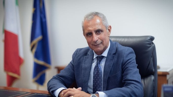 il questore andrea valentino a termine arriva vincenzo nicol236 dall8217anticrimine da Ecodibergamo.it il questore andrea valentino a termine arriva vincenzo nicol236 dall8217anticrimine