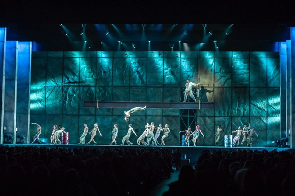 Una scena del musical Notre-Dame de Paris, in scena alla ChorusLife Arena dal 9 all’11 settembre 2026