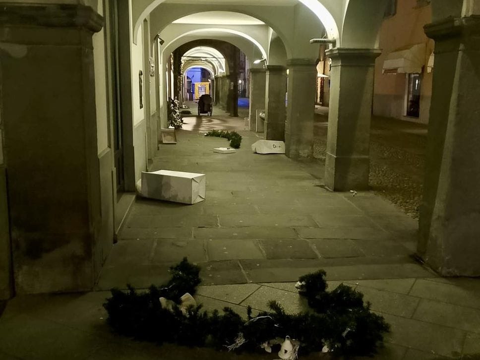 Vandali in azione a Romano