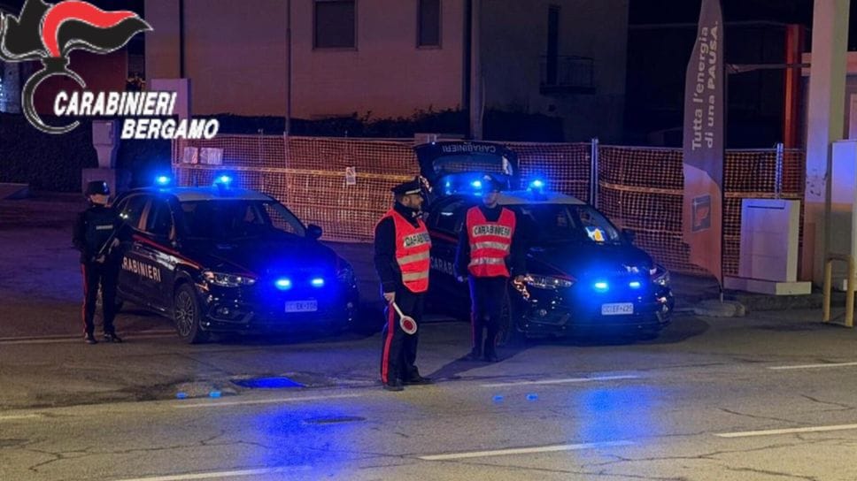I controlli dei carabinieri rafforzati in queste settimane di festa