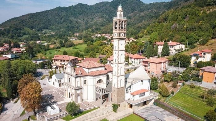 un bambino diventato papa chiuse le iscrizioni al casting da Ecodibergamo.it un bambino diventato papa chiuse le iscrizioni al casting