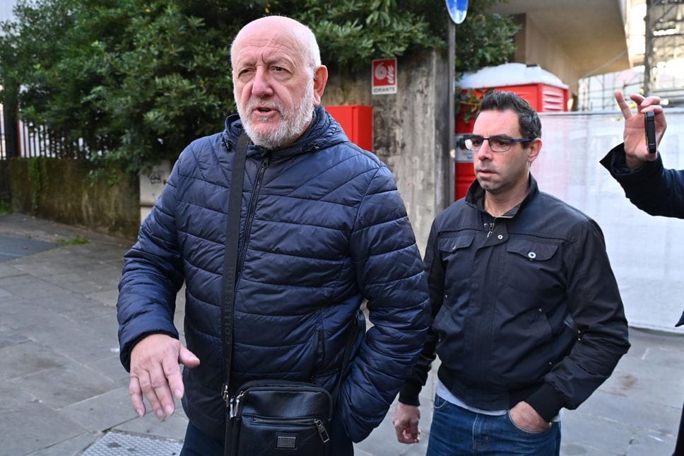 Buno Verzeni, papà  di Sharon e Sergio Ruocco, fidanzato della vittima, arrivano in tribunale a Bergamo