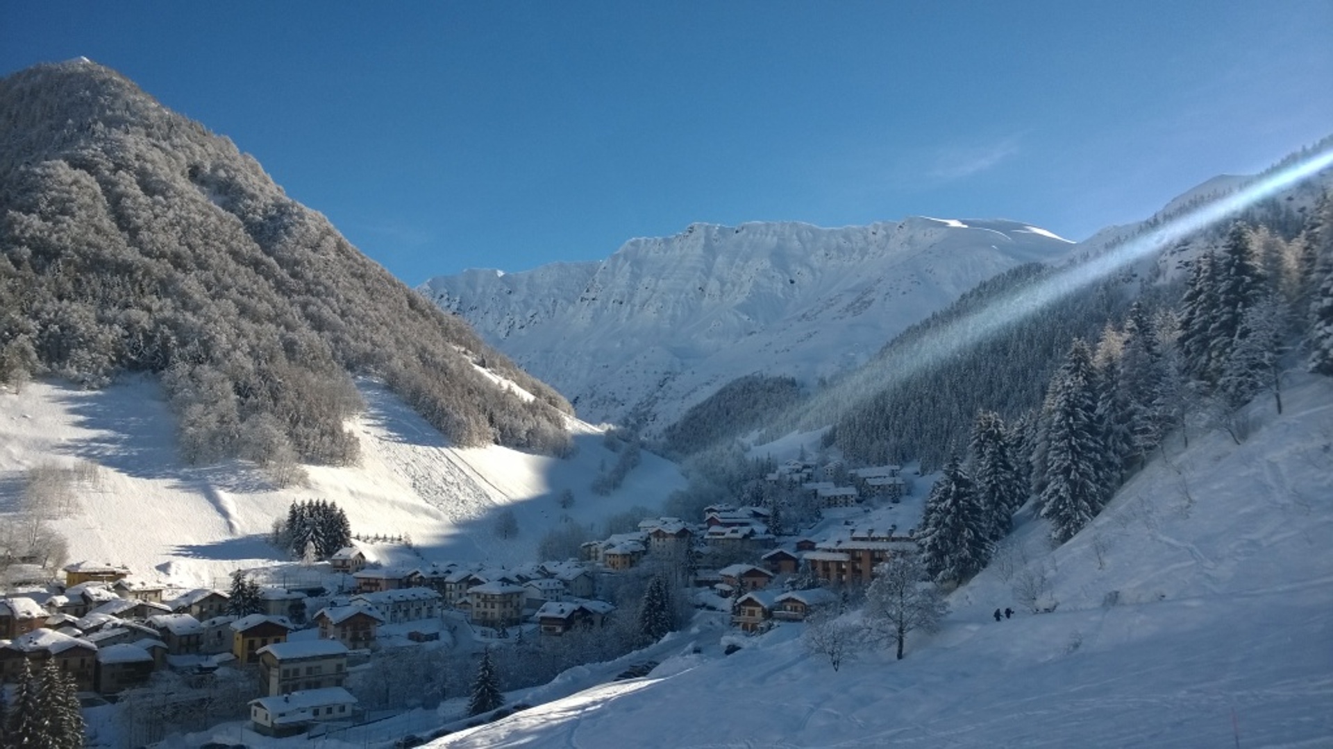 a valbondione le luci della festa si accendono ai piedi delle orobie