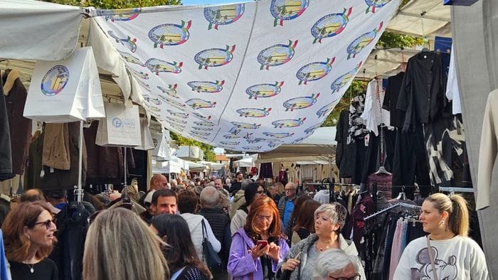 L’originale Consorzio de Gli Ambulanti di Forte dei Marmi® a SERIATE domenica 7 dicembre