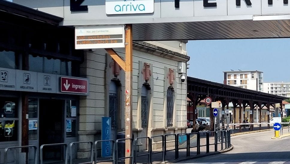 I punto della stazione Teb dove sono stati rapinati due 17enni