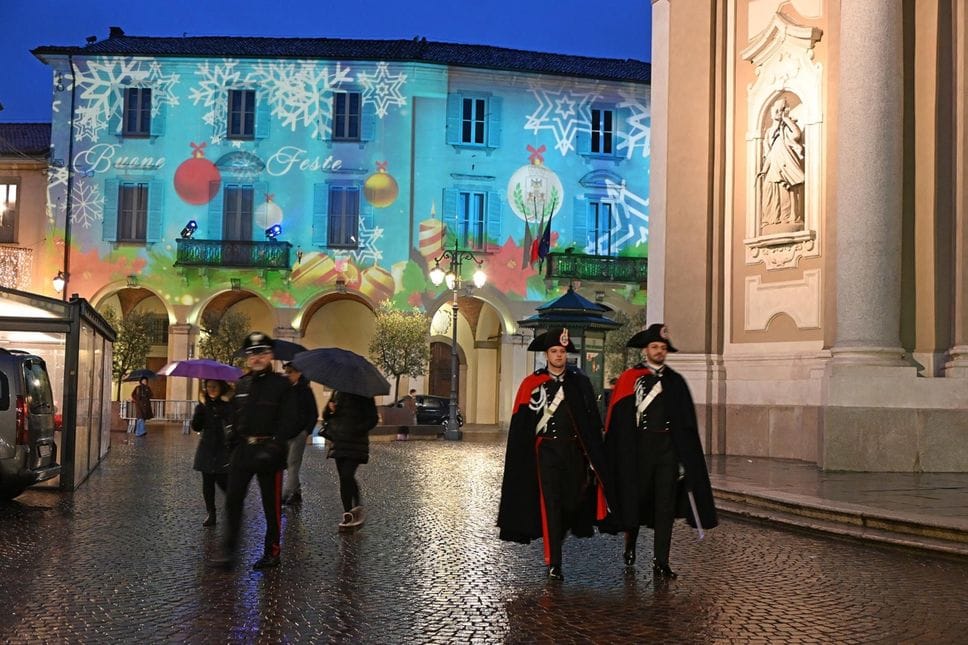 Carabinieri in alta uniforme a Treviglio