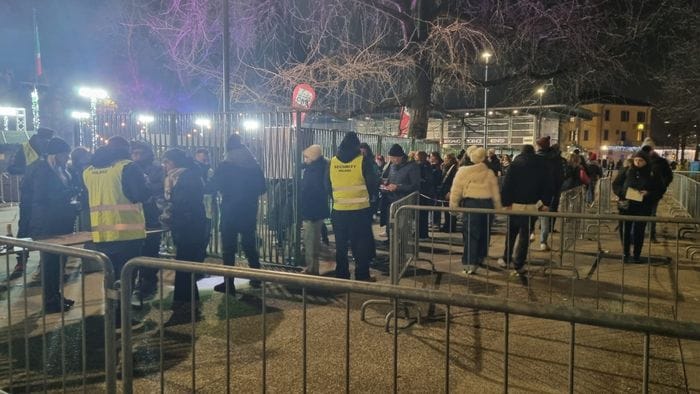 capodanno in piazzale alpini all8217insegna della sicurezza le regole del comune di bergamo