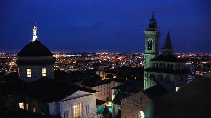 dalla torre dei caduti by night a giochi e teatro il 2026 del museo delle storie di bergamo da Ecodibergamo.it dalla torre dei caduti by night a giochi e teatro il 2026 del museo delle storie di bergamo