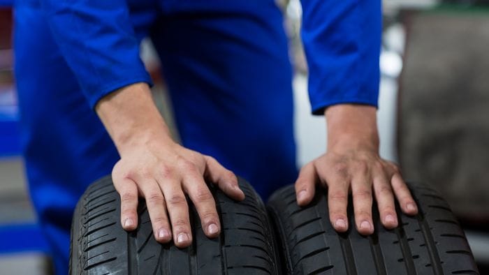 gommista geometra ma anche calzolaio e stampatore le 125 offerte di lavoro dei centri per l8217impiego