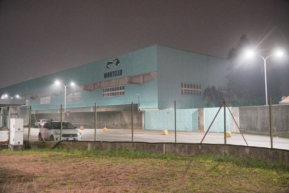 L’esterno della «Montello» teatro, mercoledì 3 dicembre alle 17.30, di un infortunio mortale sul lavoro. Deceduto un operaio manutentore esterno di 27 anni