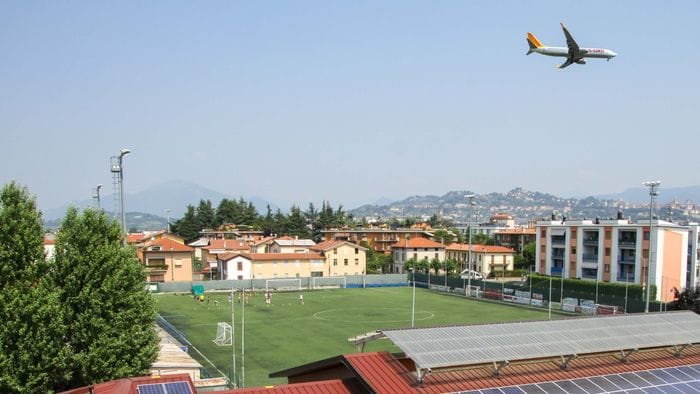 «Aeroporto, sulla città decolli notturni calati del 70%, piano antirumore pronto entro il 2026»