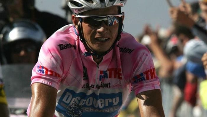 Dal Colle delle Finestre, il volo del «Falco» verso il Giro d’Italia Dal Colle delle Finestre, il volo del «Falco» verso il Giro d’Italia