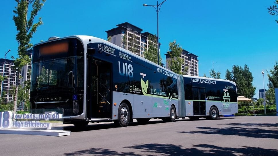 Un esempio di Yutong U18: i mezzi per l’e-Brt hanno personalizzazioni specifiche progettate appositamente per Atb