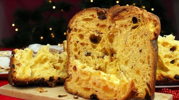Natale: tredicesime più ricche, 50 miliardi ai consumi. Oltre 10 miliardi per i regali, ma il costo dei panettoni vola Natale: tredicesime più ricche, 50 miliardi ai consumi. Oltre 10 miliardi per i regali, ma il costo dei panettoni vola
