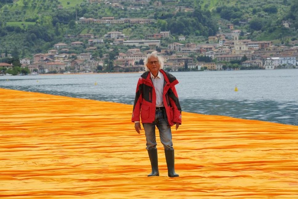 Christo sulla passerella