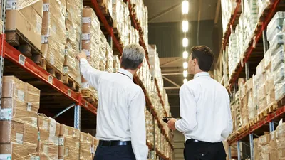 https://storage.ecodibergamo.it/media/photologue/2025/4/7/photos/cache/dal-geometra-alloperaio-fino-al-magazziniere-le-offerte-di-lavoro-in-bergamas_9a173f4e-1398-11f0-b28f-98705953b6ca_1920_1080_display.webp