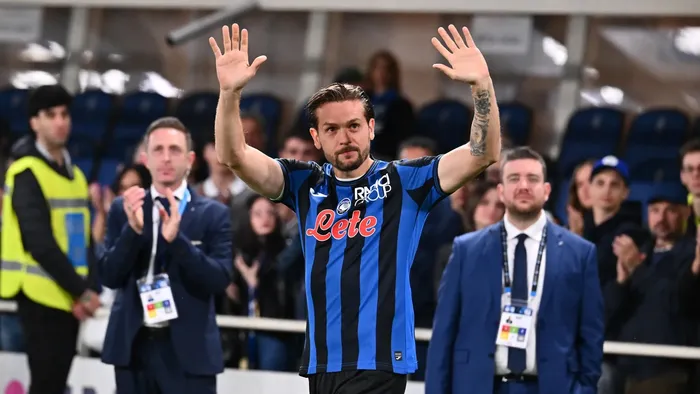 atalanta è festa al gewiss stadium gli striscioni per gasperini il saluto di toloi grazie per questi 10 anni il racconto fotografico e il video da Ecodibergamo.it atalanta è festa al gewiss stadium gli striscioni per gasperini il saluto di toloi grazie per questi 10 anni il racconto fotografico e il video