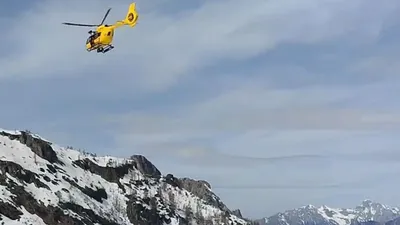 https://storage.ecodibergamo.it/media/photologue/2025/5/3/photos/cache/carona-scialpinisti-sorpresi-da-una-valanga-sul-monte-cabianca-video_b6f76b44-2832-11f0-809d-fcf281822f6f_1920_1080_display.webp