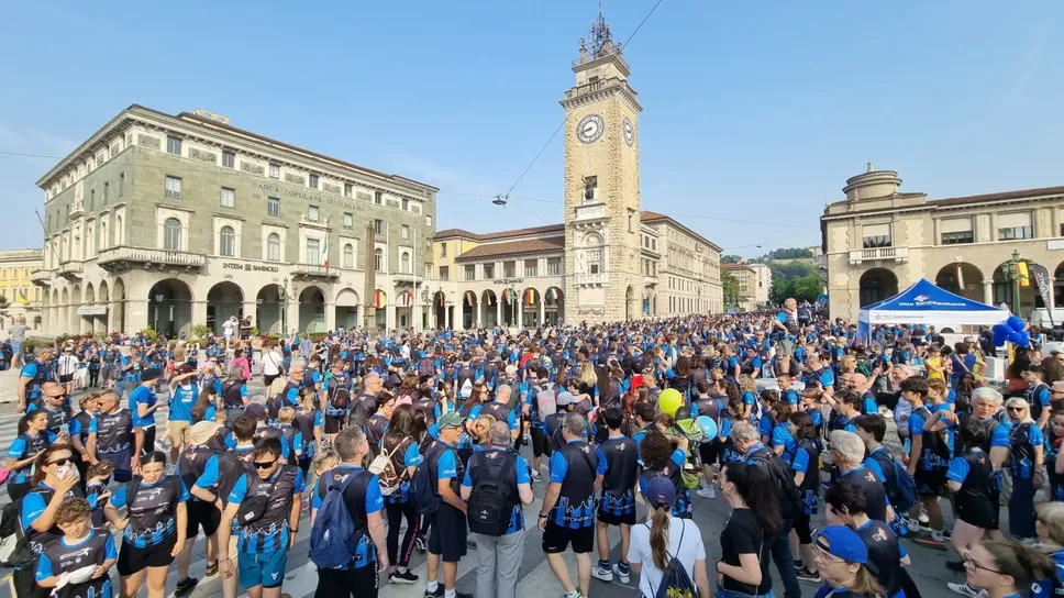 Grande partecipazione alla Camminata nerazzurra a Bergamo