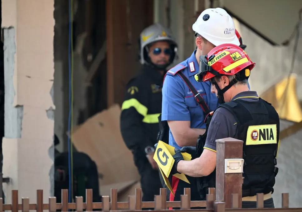 Esplosione a Bagnatica - operazioni del nucleo investigativo dei vigili del fuoco
