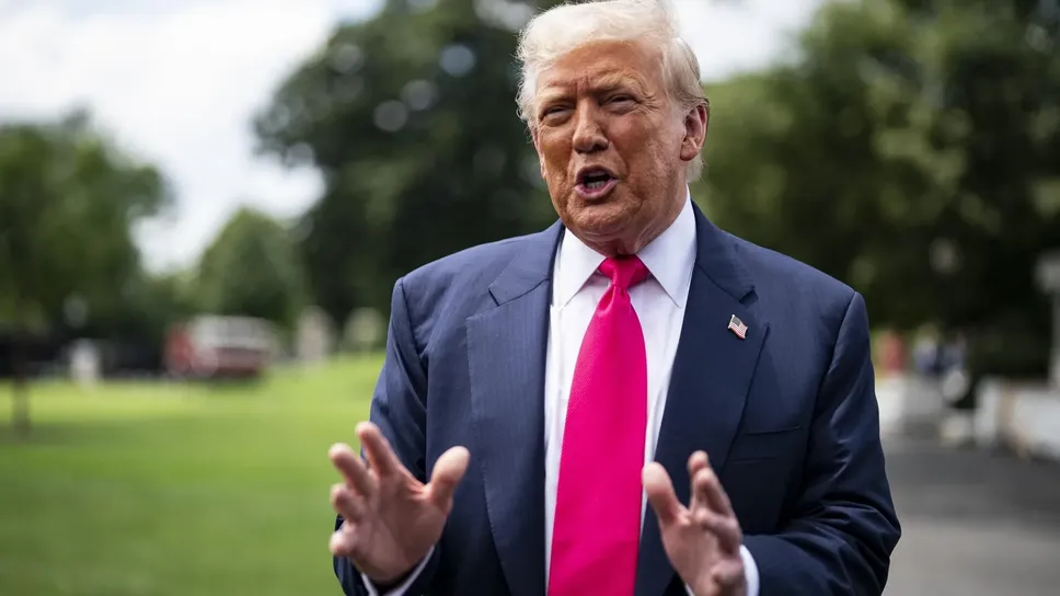 Trump si è detto deluso da Putin ma ha mantenuto toni morbidi e mani libere Trump si è detto deluso da Putin ma ha mantenuto toni morbidi e mani libere