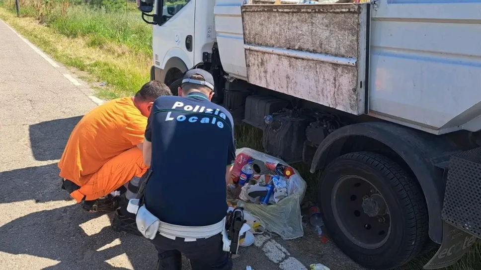 Rifiuti abbandonati Rifiuti abbandonati