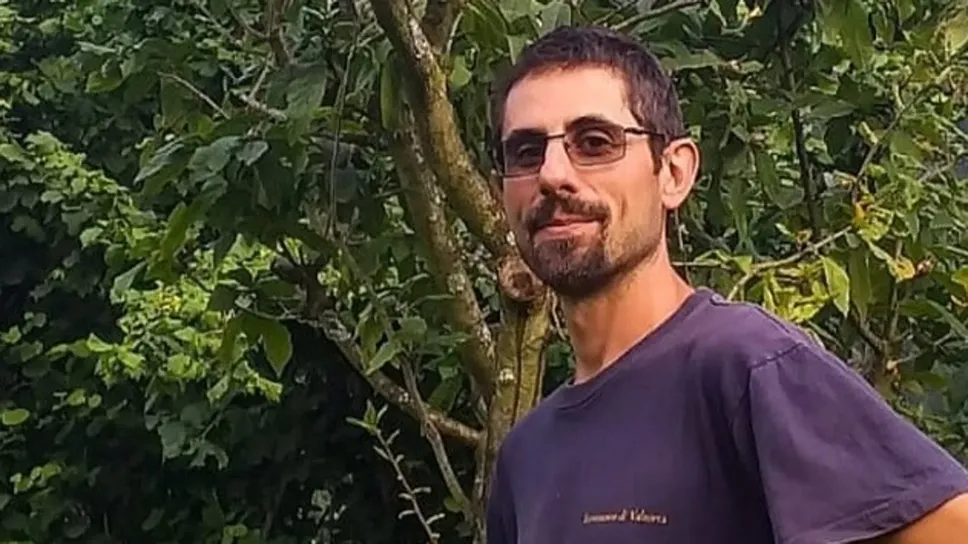 Roberto Arizzi, 42enne di Piazzolo, morto per un malore mentre era in moto sul sentiero per il passo del Dordona giovedì 17 luglio verso le 21.30