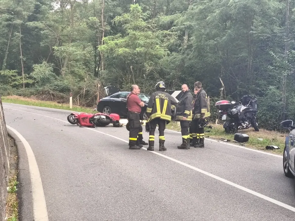 I mezzi coinvolti nell’incidente a Solto Collina