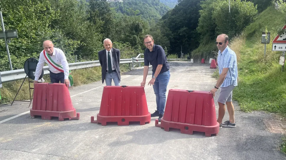L’apertura della strada a Cornalta di Bracca