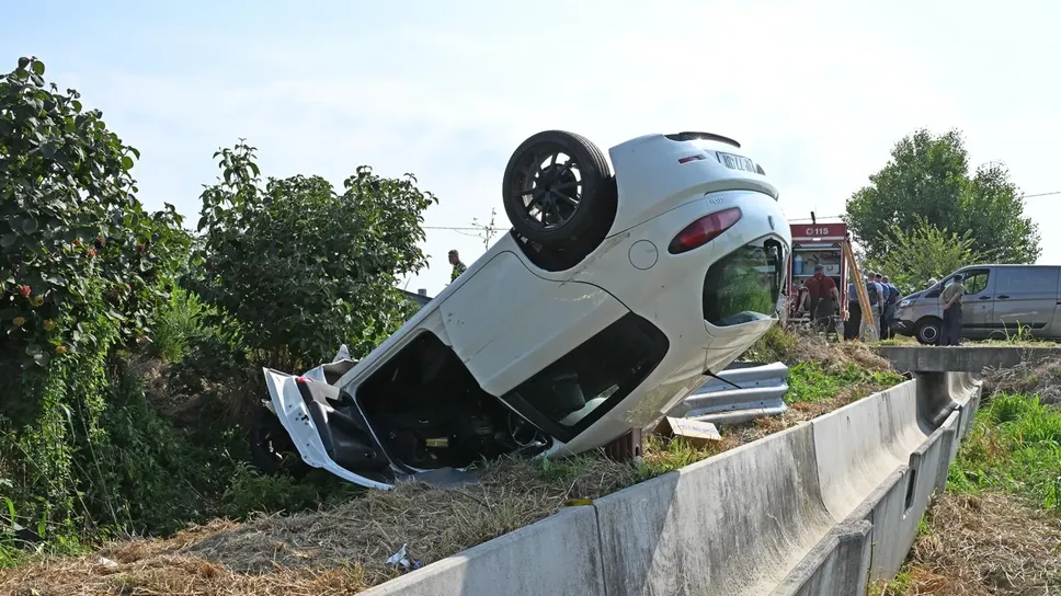 L’auto di Massimiliano Creanzi, dopo lo schianto a Isso