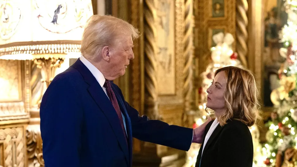 Donald Trump con Giorgia Meloni a Palazzo Chigi il 4 gennaio scorso Donald Trump con Giorgia Meloni a Palazzo Chigi il 4 gennaio scorso