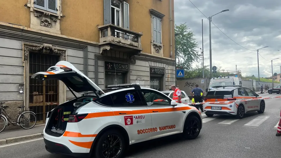 Una donna è stata investita in via Gavazzeni a Bergamo: le sue condizioni sarebbero gravi