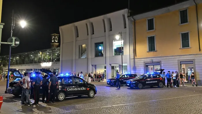 https://storage.ecodibergamo.it/media/photologue/2025/7/26/photos/cache/tentata-truffa-dello-specchietto-e-guida-senza-patente-due-denunce_64be9f34-69f8-11f0-8888-5640fb62cdf0_1920_1080_v3_large_16_9.webp