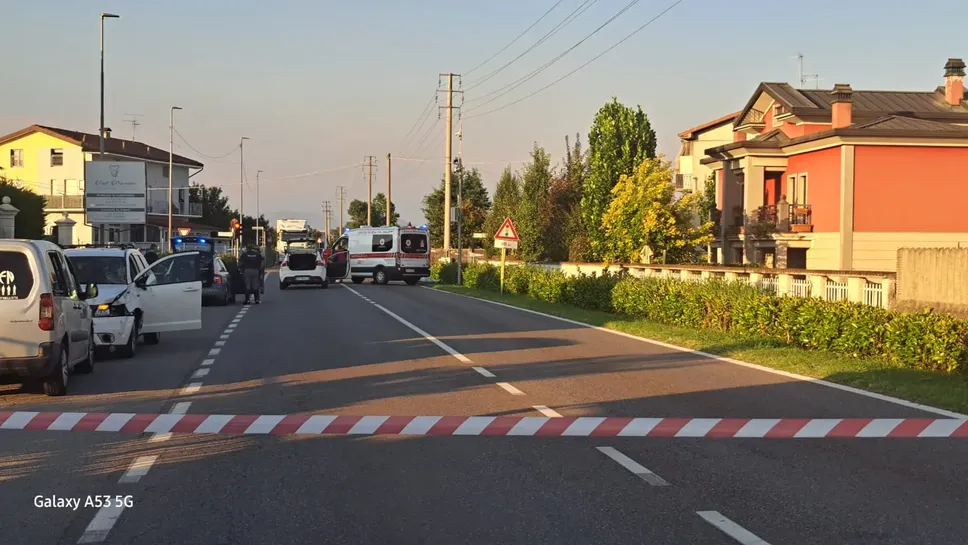 Il punto della provinciale 11 a Cortenuova dove giovedì 31 luglio una donna di 64 anni in bici ha perso la vita in una collisione con un’auto