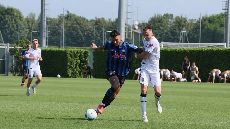Scamacca in azione Scamacca in azione