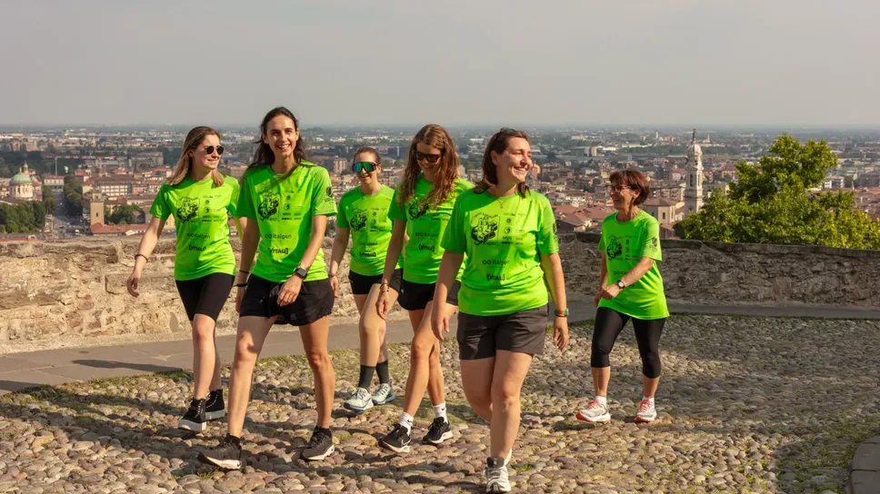 Domenica 21 settembre una scia verde - colore della maglietta 2025 - si muoverà verso Città Alta Domenica 21 settembre una scia verde - colore della maglietta 2025 - si muoverà verso Città Alta