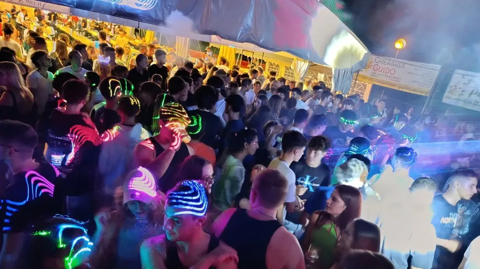 Una delle scorse serate alla «Festa di foiade» di Somendenna